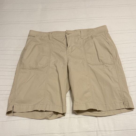 Chico's Beige Cargo Shorts - Picture 1 of 5